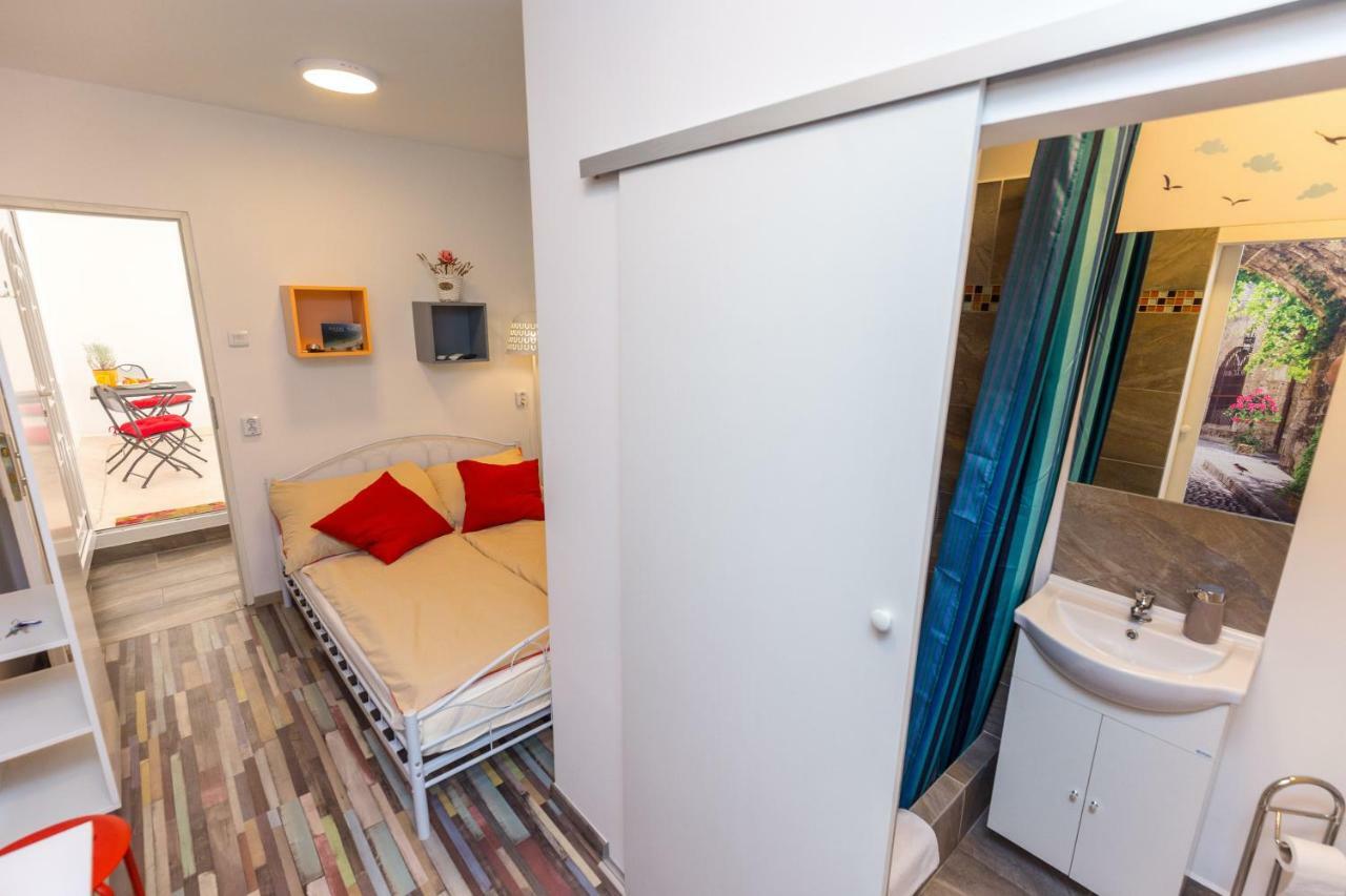 Center Rooms With Terrace Рієка Екстер'єр фото